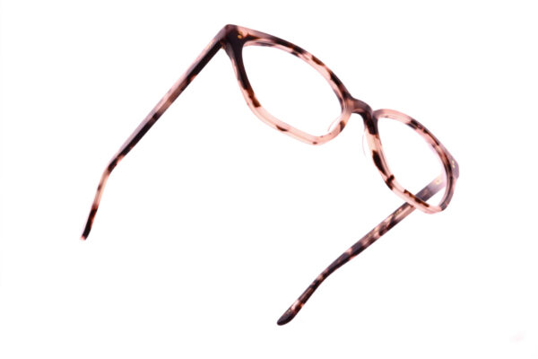 Iliana C6 - Image 2